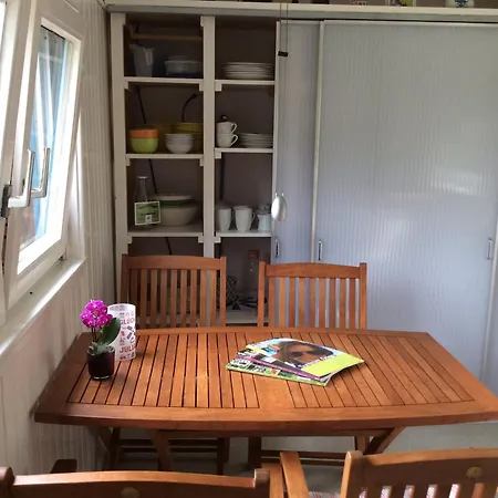 Holiday home Traumwagen An Der Muehle Thalingburen