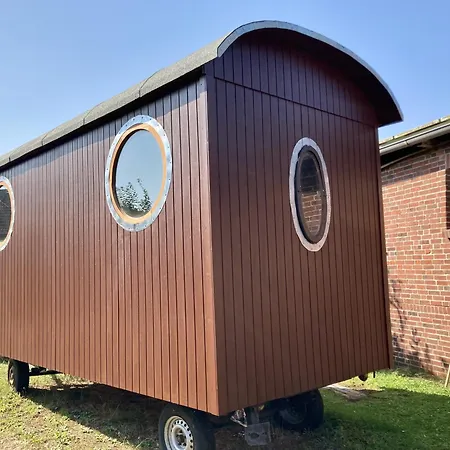 Holiday home Traumwagen An Der Muehle Thalingburen
